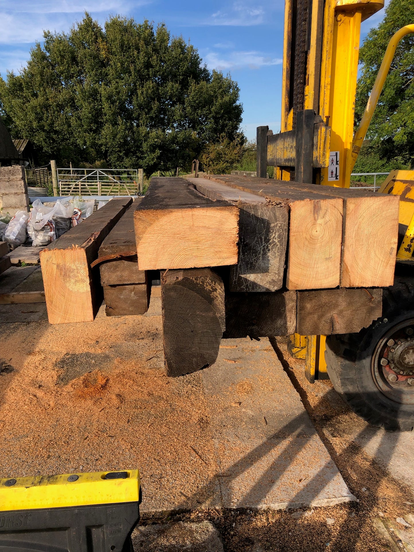 Pitch Pine Beams 4x4” - Solid Wood 1 Linear Metre
