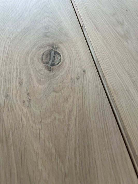 Why Engineered Oak Flooring Is One of the Best Choices for Modern Homes – And Why Our 21mm European Manufactured Range Stands Out
