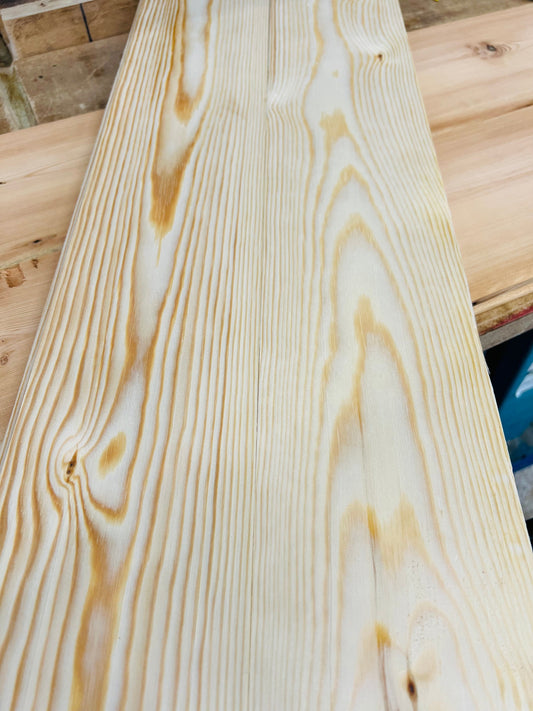 Reclaimed Redwood Pine Flooring vs New Kiln-Dried Redwood Pine: Spot the Difference