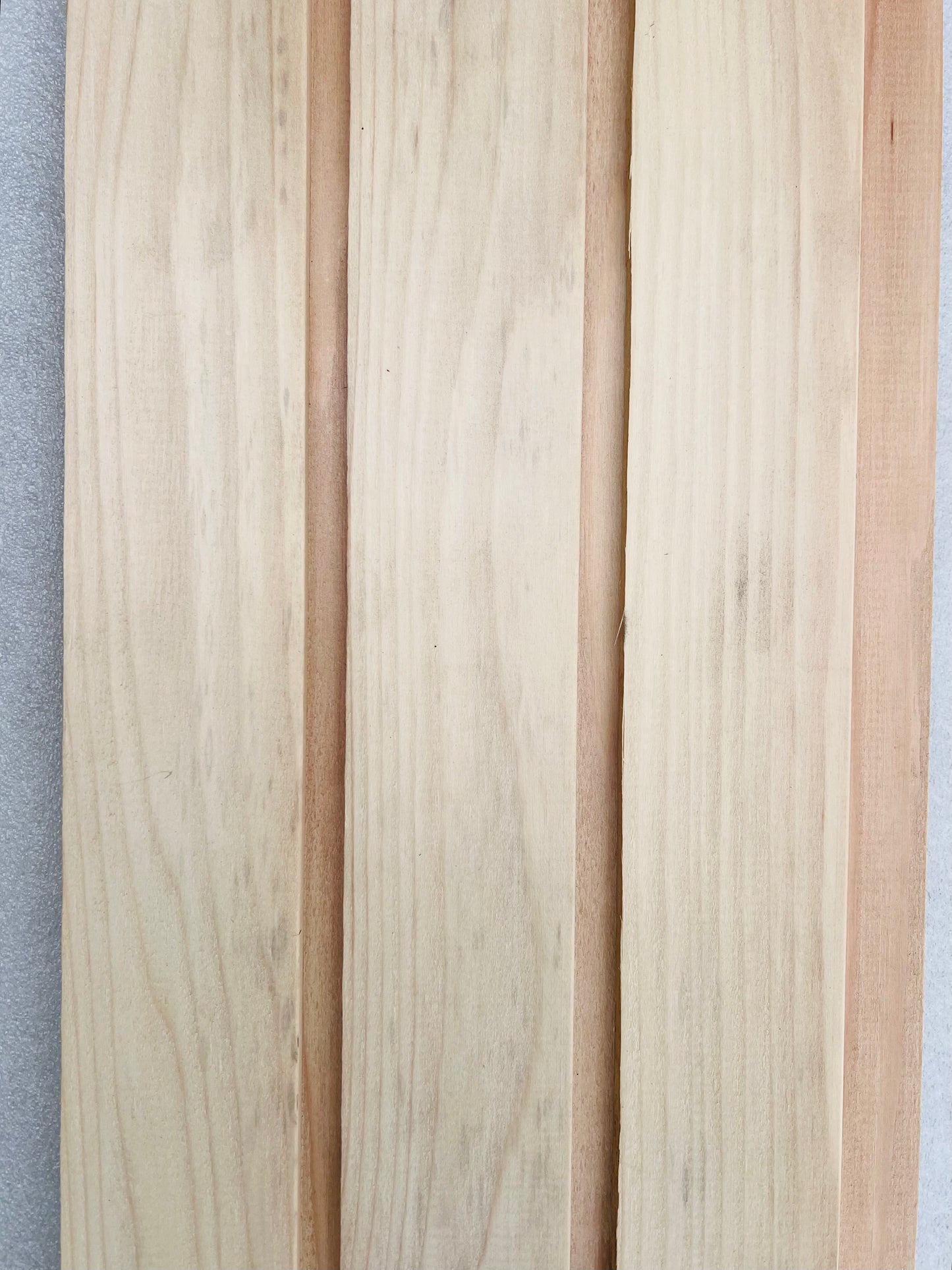 Western Red Cladding - Shadow Gap