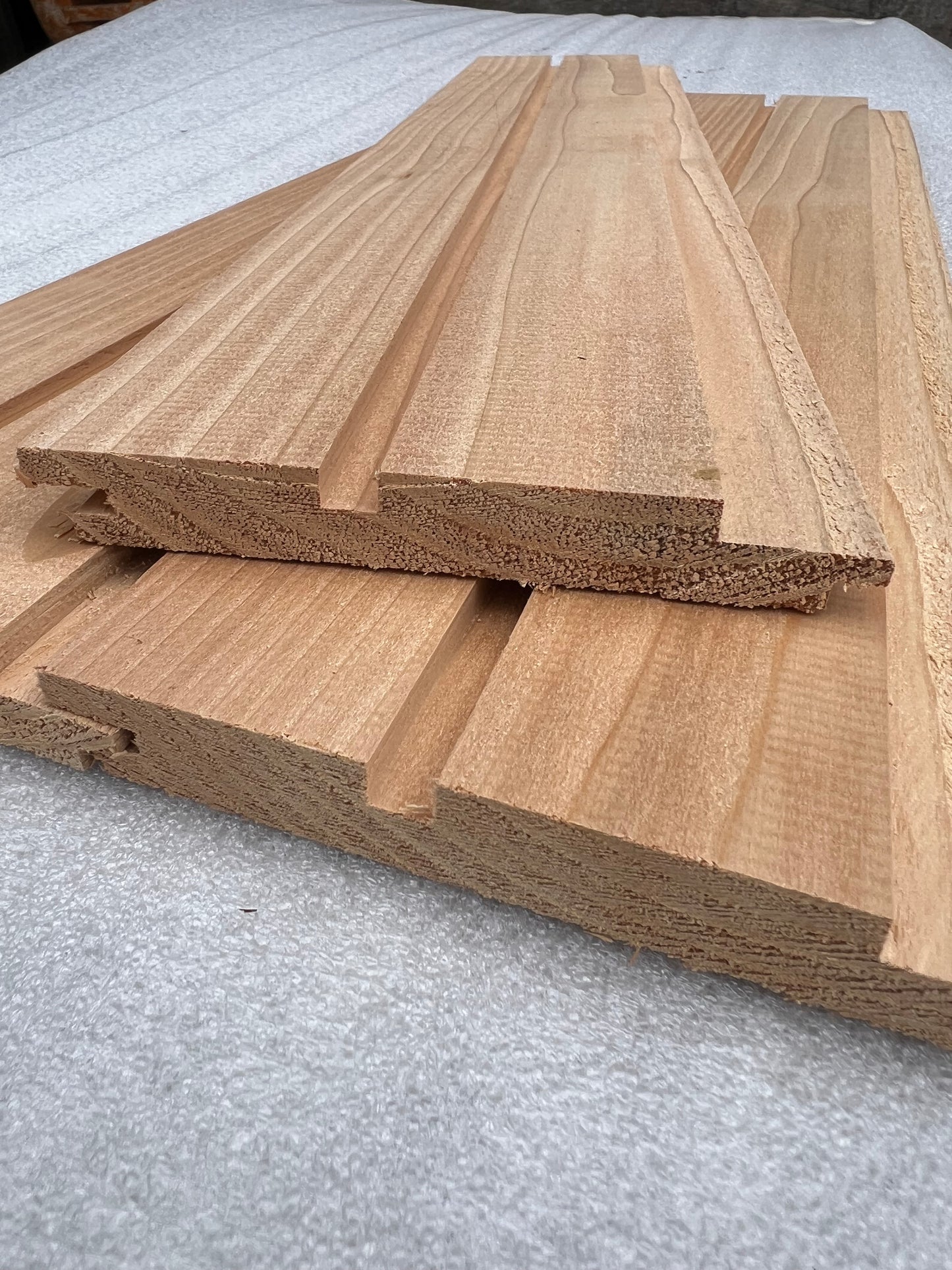 Western Red Cladding - Shadow Gap