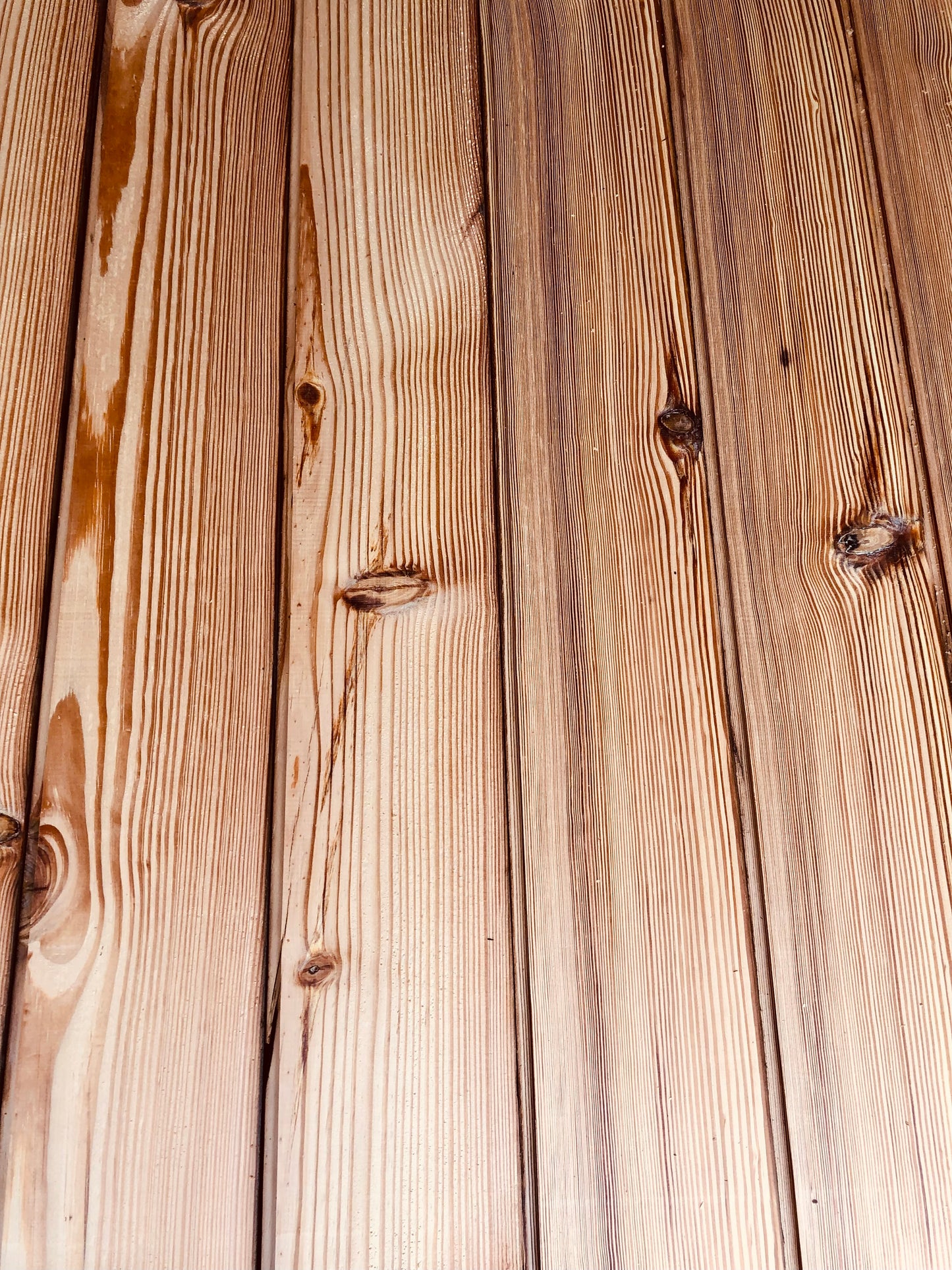 Laid pitch pine wooden flooring